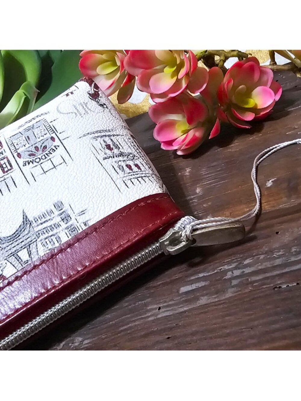 Fashion Escale, French Boutique Paris Print Clutch Burgundy Genuine Leather Trim - Picture 4 of 12